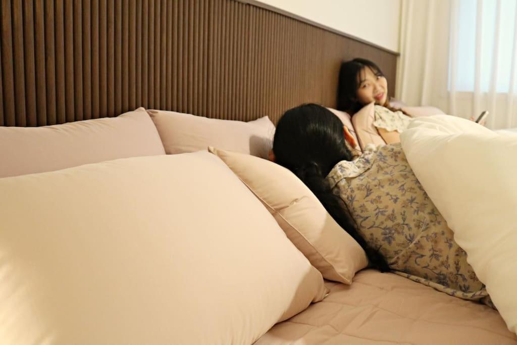 3rooms 4beds Kitchen Hongik Stn 3min Seoul