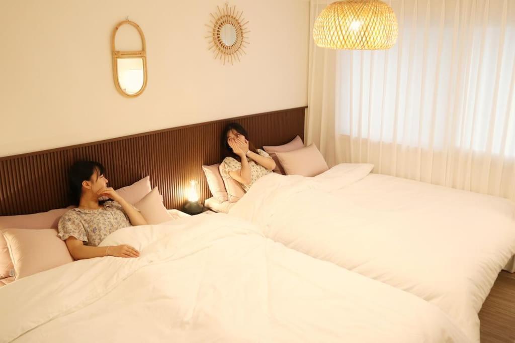 3rooms 4beds Kitchen Hongik Stn 3min Apartment Seoul